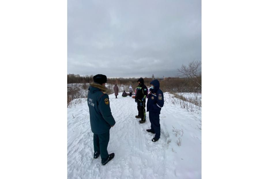 Несанкционированные горки - это опасно: в Демском районе прошли профилактические рейдовые мероприятия