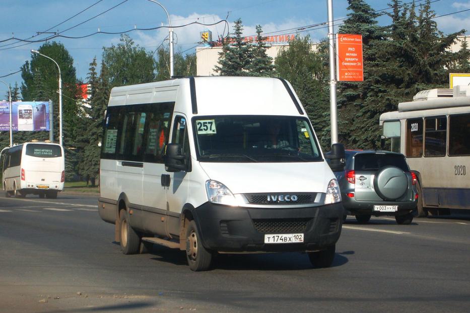 Демские маршрутки станут ездить чаще в вечернее время