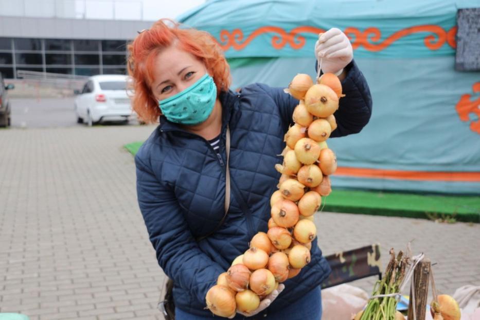 По вкусу и по карману: запаситесь продукцией на ярмарке выходного дня!