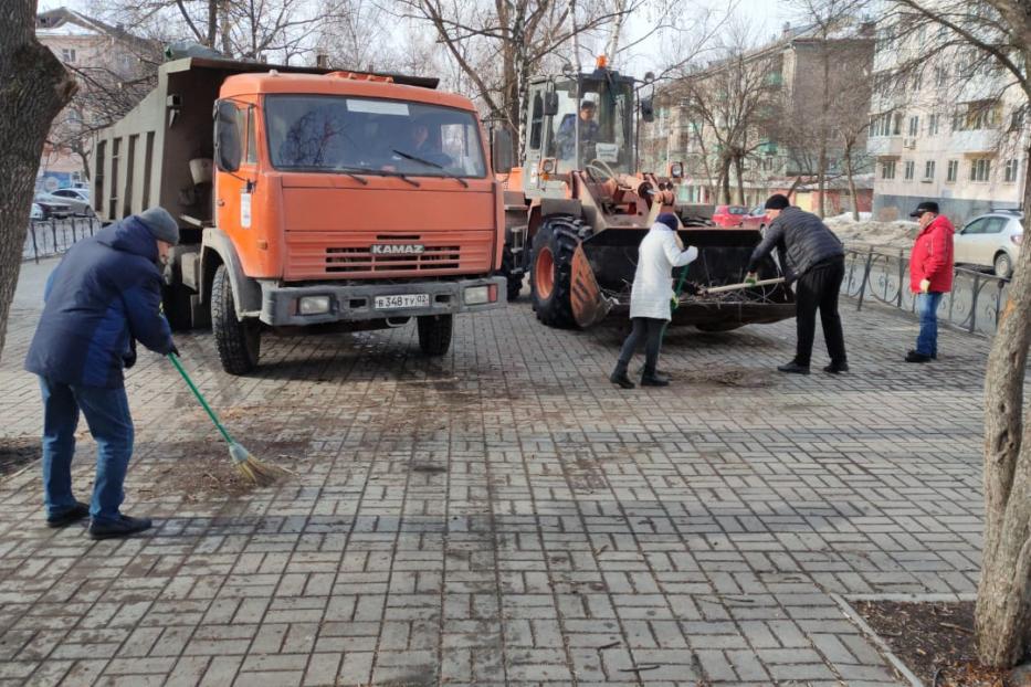 В Калининском районе прошел субботник 